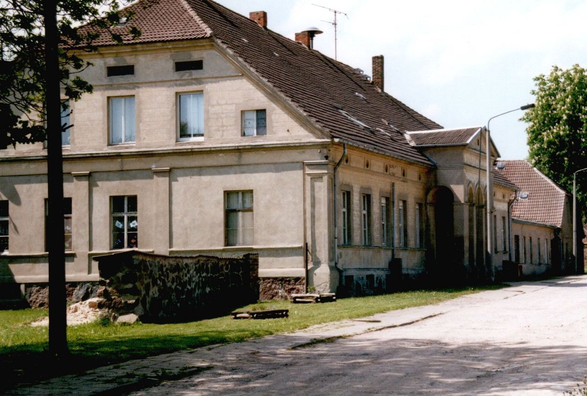 images/yootheme/Orte/Gross Polzin/k-Gutshaus Gross Polzin.jpg